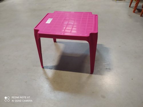 Susi műanyag kerti gyermek asztal pink négyszögletes O163