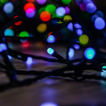 Heylight okos fényfüzér, 200 RGB LED, fekete kábel, 20 m