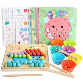 Képkirakó golyókkal Montessori fajáték