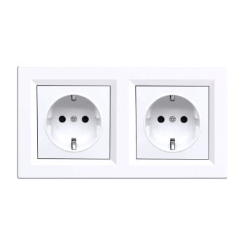 Nova kettős dugalj fehér kerettel